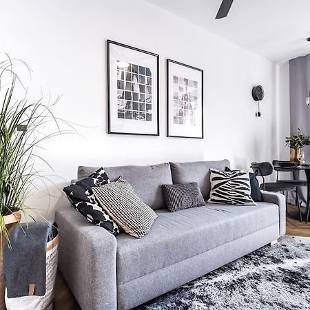Myslbekova 5 Apartment Ostrava Exterior photo